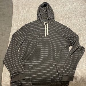 Marine Layer XL pullover with hoodie 100% polyester